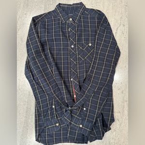 Men’s button down dress casual shirt by Goodale size medium